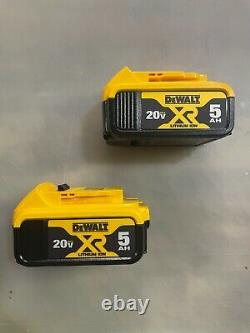 Dewalt 2 Pack DCB205 20 volt Lithium 5 amp battery New DCB205-2